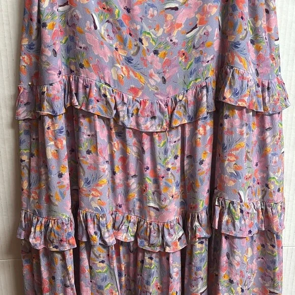 Olivaceous Tiered Dress W/Blue Background W/Flowers  Size Junior Medium - Picture 5 of 11